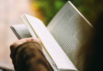Top 6 Books to Read to Improve Your Financial Literacy
